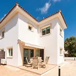 Villa Chrisa