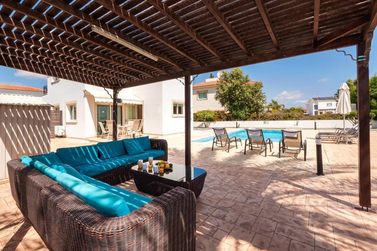 Carolina Villa Agia Napa